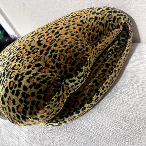 Snickerdoodles Leopard Print Plush Cat Stuffed Animal Pillow Kitty 12" - Picture 6 of 6